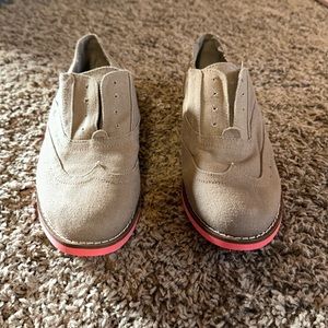 Steve Madden Tan Loafers with Red Soles